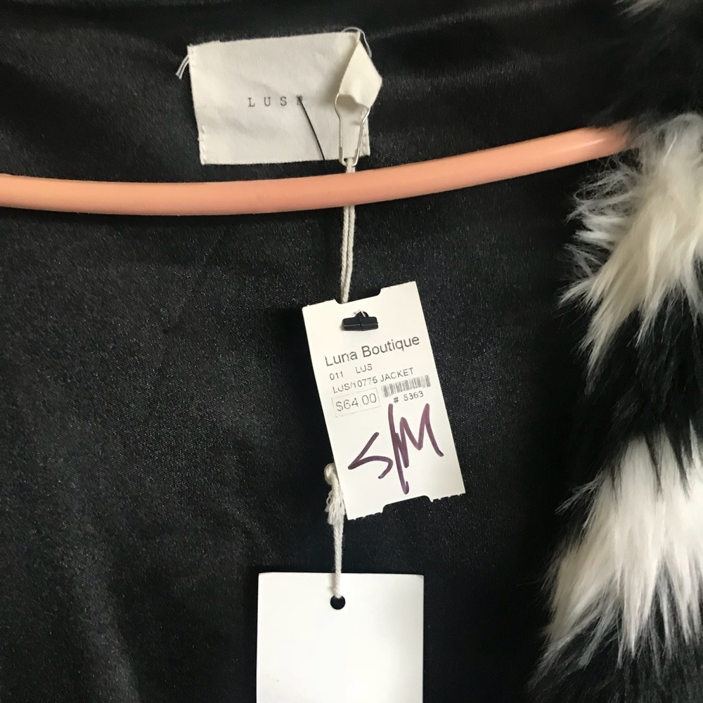 NWTS nasty gal wild striped fur jacket s/m - Picture 7 of 8